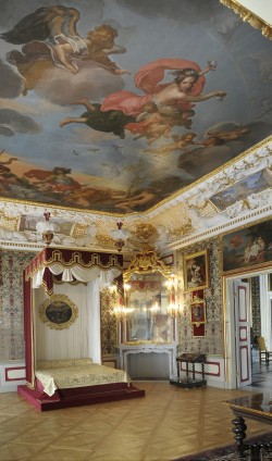 Queen's bedroom